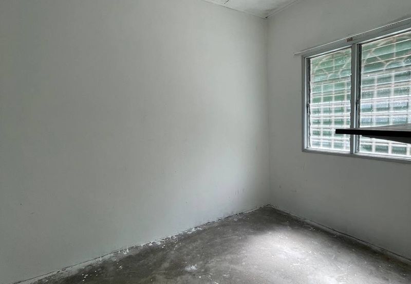 Taman Tasik Semenyih (Lake Residence)