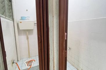 Taman Tasik Semenyih (Lake Residence)