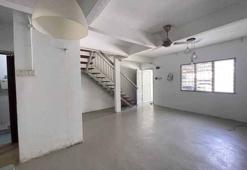 Taman Tasik Semenyih (Lake Residence)