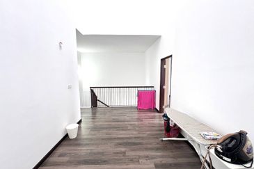 Dahlia @ Serene Heights