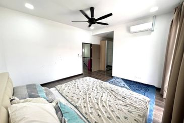 Dahlia @ Serene Heights