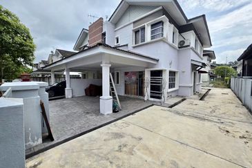 Taman Tasik Semenyih (Lake Residence)