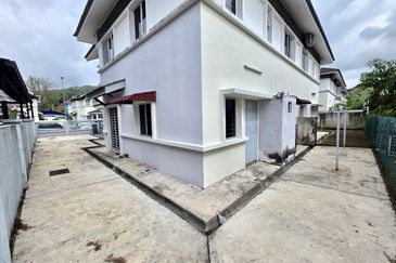 Taman Tasik Semenyih (Lake Residence)