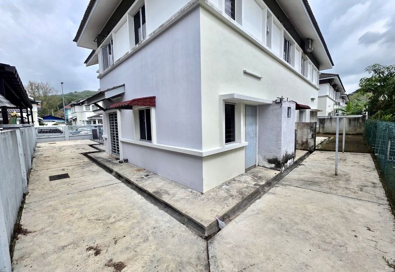 Taman Tasik Semenyih (Lake Residence)