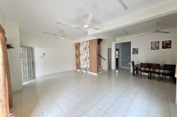 Taman Tasik Semenyih (Lake Residence)