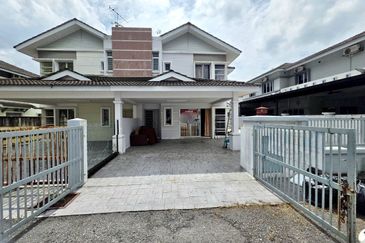 Taman Tasik Semenyih (Lake Residence)