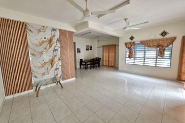 Taman Tasik Semenyih (Lake Residence)