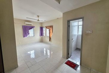 Taman Tasik Semenyih (Lake Residence)