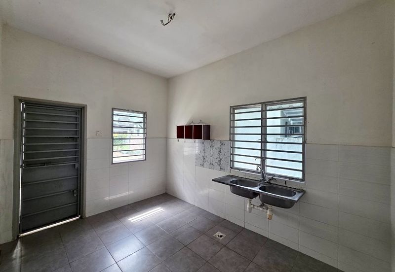 Taman Tasik Semenyih (Lake Residence)