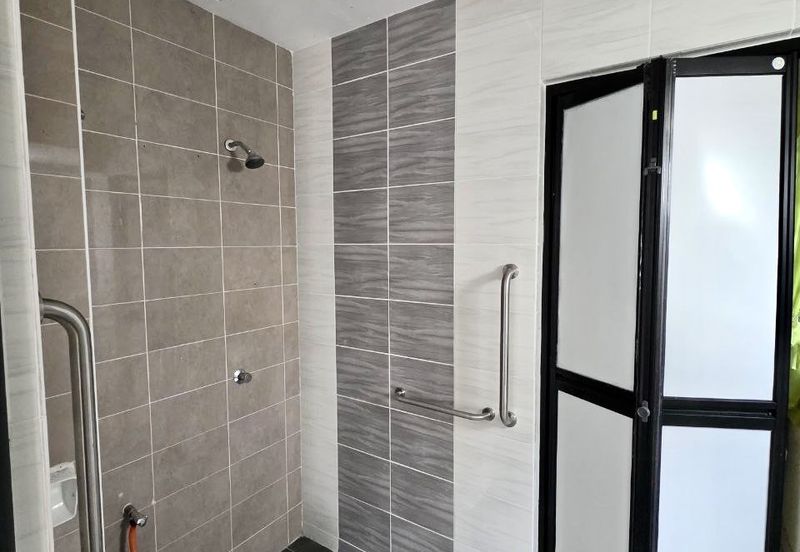 Taman Tasik Semenyih (Lake Residence)