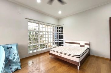 Avenue 4 Lake Valley