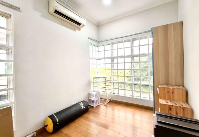 Avenue 4 Lake Valley