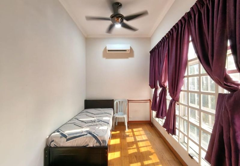 Avenue 4 Lake Valley