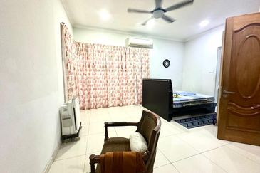 Avenue 4 Lake Valley