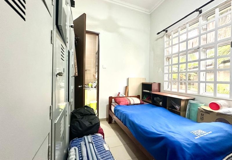 Avenue 4 Lake Valley