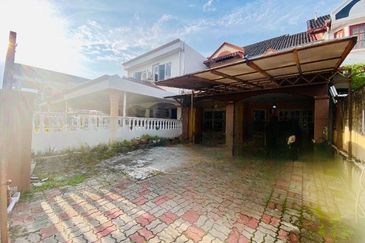 Bandar Tun Hussein Onn