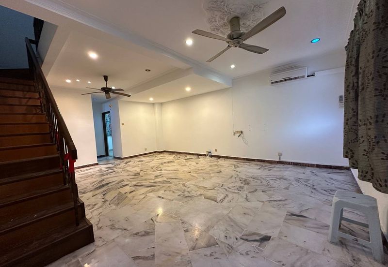 Taman Saujana Puchong