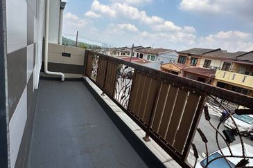 Taman Saujana Puchong