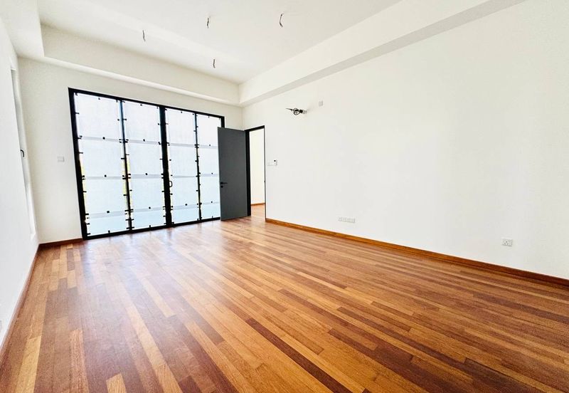 Casa Sutra, Alam Nusantara