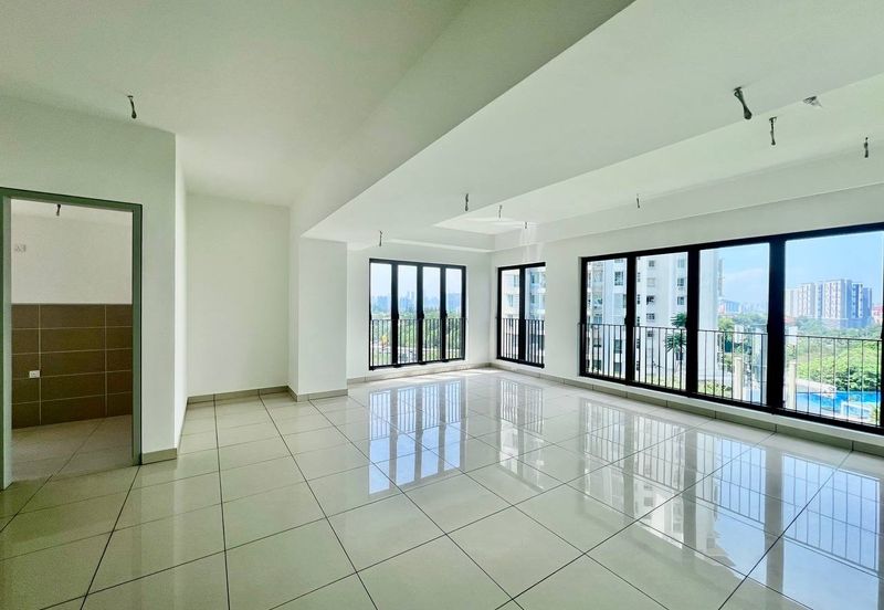 East 57 (Residensi Laman Timur)