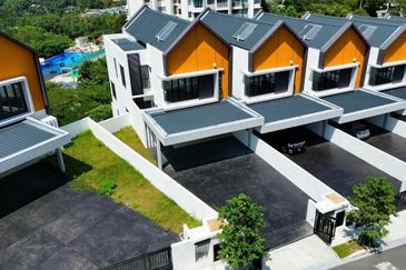 East 57 (Residensi Laman Timur)