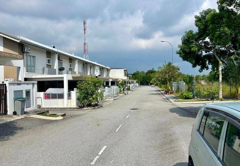 Albury 2 @ Mahkota Hills