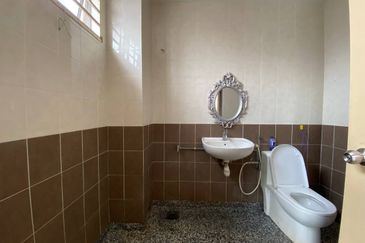 Seksyen 16, Shah Alam