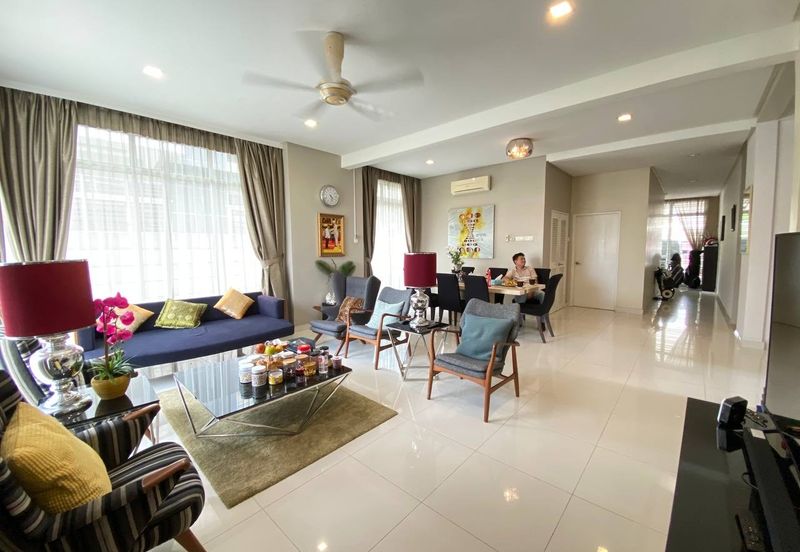 Avenue 6, Bandar Tun Hussein Onn