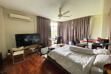 Avenue 6, Bandar Tun Hussein Onn