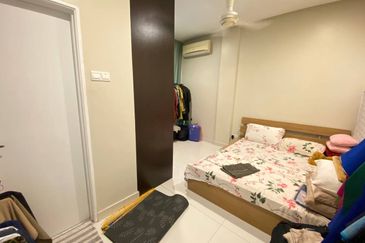 Avenue 6, Bandar Tun Hussein Onn