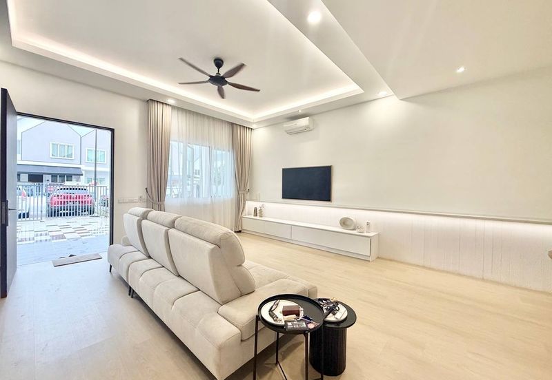 Ebonylane @ Eco Forest