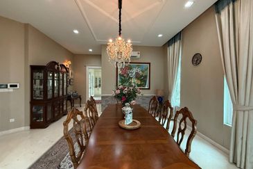 Impian Golf & Country Resort, Kajang, Selangor Bungalow House For Sale