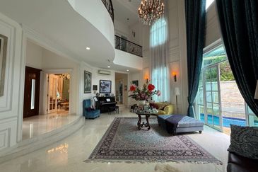 Impian Golf & Country Resort, Kajang, Selangor Bungalow House For Sale