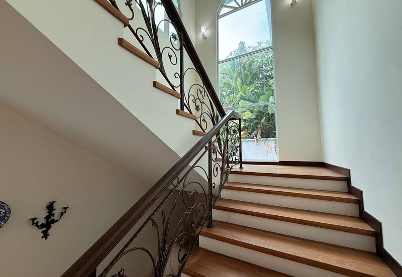 Impian Golf & Country Resort, Kajang, Selangor Bungalow House For Sale