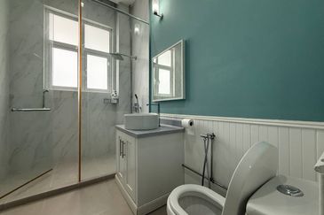 Impian Golf & Country Resort, Kajang, Selangor Bungalow House For Sale