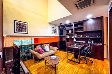 Symphony Hills Schumann