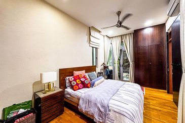 Symphony Hills Schumann