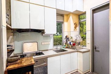 Symphony Hills Schumann