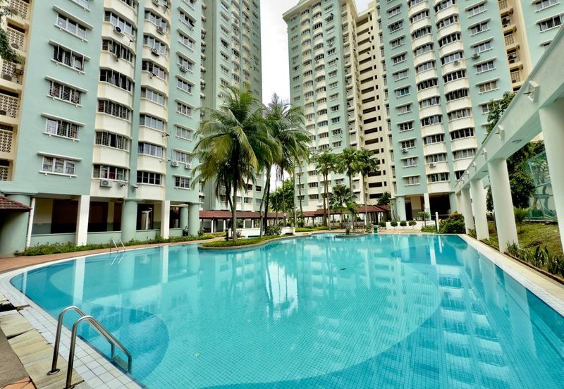 Danau Idaman Condominium