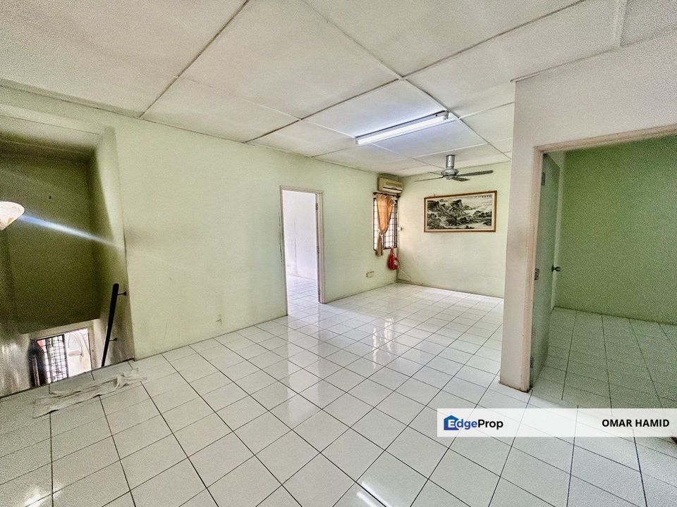 Taman lmpian Indah, Sungai Buloh, Selangor Townhouse For Sale, Selangor, Sungai Buloh