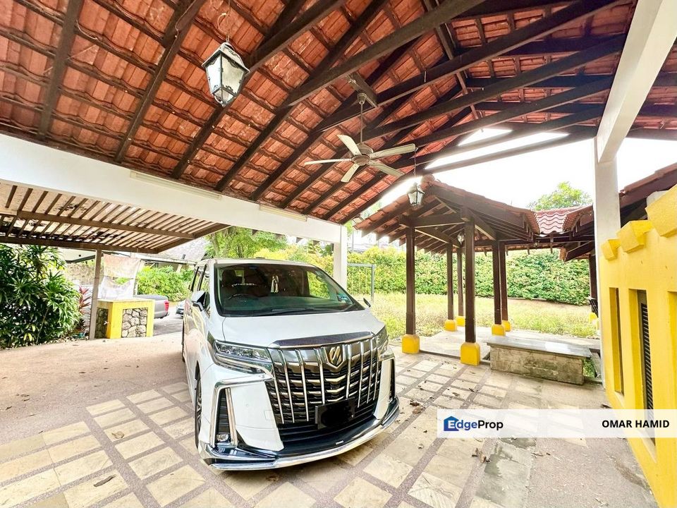 Bukit Gita Bayu, Seri Kembangan, Selangor Bungalow House For Sale, Selangor, Seri Kembangan