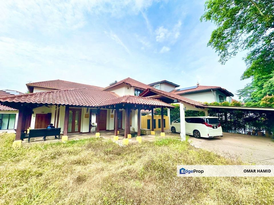 Bukit Gita Bayu, Seri Kembangan, Selangor Bungalow House For Sale, Selangor, Seri Kembangan