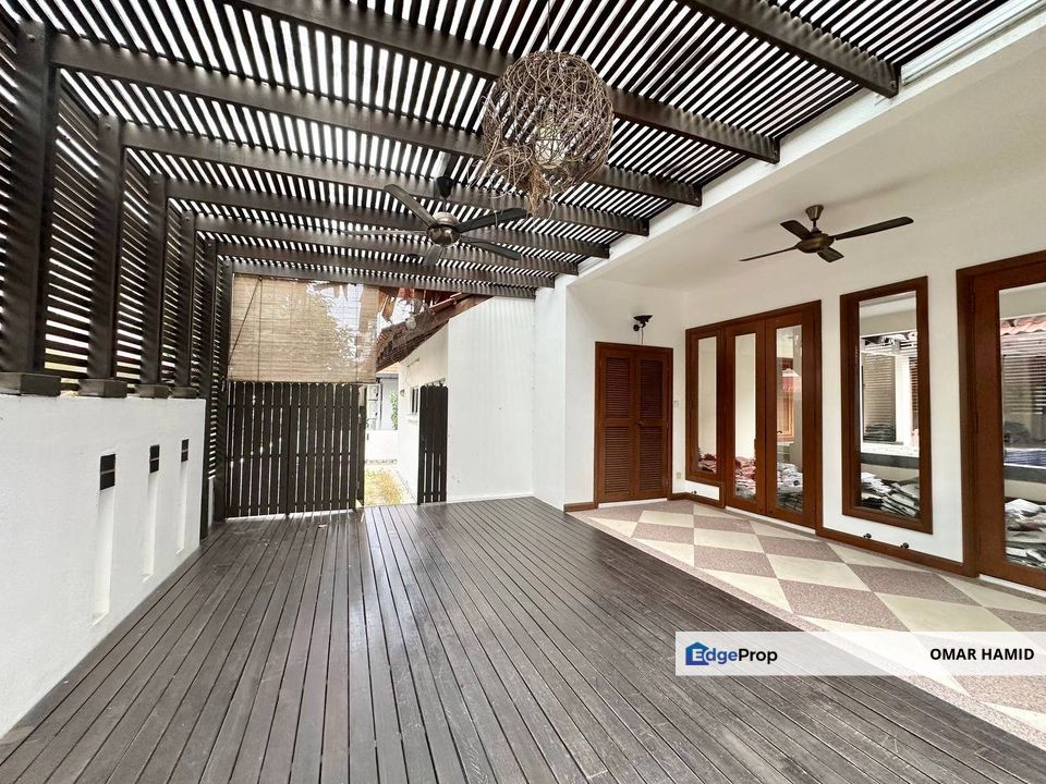 Bukit Gita Bayu, Seri Kembangan, Selangor Bungalow House For Sale, Selangor, Seri Kembangan