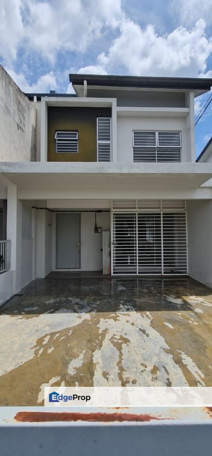 Double Storey Camellia Residence Bandar Tasik Kesuma Semenyih, Selangor, Semenyih