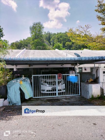 SINGLE STOREY TERRACE  TAMAN PUNCAK SAUJANA SEKSYEN 2 KAJANG , Selangor, Kajang