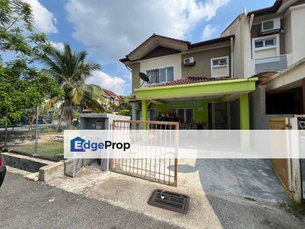 2 Storey Terrace Taman Puncak Saujana Seksyen 3 Kajang, Selangor, Kajang