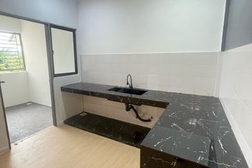 Flat Taman Plentong Utama