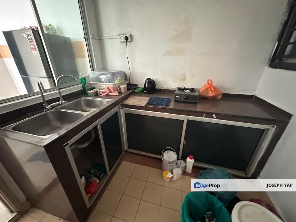 Kipark @ Taman Tampoi Indah, 3bed 2Bath, Together with New Furnished , Johor, Tampoi