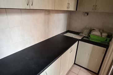 Taman Pulai Utama Flat