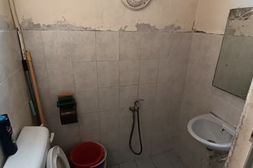 Taman Pulai Utama Flat